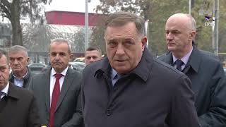 Dodik i Višković na gradilištu kružnog toka kod Kampusa [upl. by Yrolg]