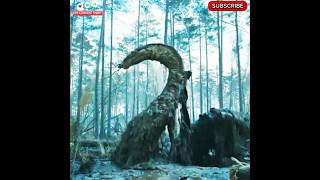 🔥Arondir And Isildur Eaten By A Giant Worm🔥  The Rings of Power lordoftherings shorts [upl. by Rahcir859]