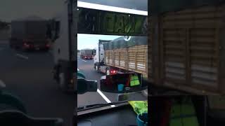 MERCEDES AXSOR VS SCANİA G410 [upl. by Aciraa]