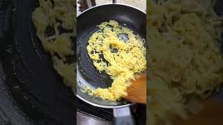 SIMPLE 2 MIN MAGGIE ❤ maggi snacks easyrecipe viralshorts [upl. by Ariad788]