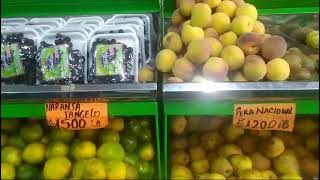 A fruit Store in Bogota ColombiaUna Frutería en Bogota Colombia [upl. by Nikos]