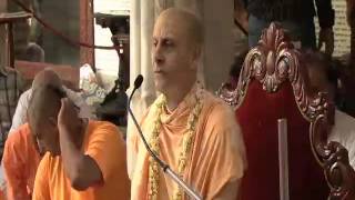 10026 Importance Of Purushottam Adhika Masa By HH Radhanath Swami [upl. by Saw203]