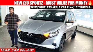 Hyundai i20 Sportz  Walkaround Review with On Road Price  i20 2021 [upl. by Anneyehc]