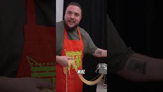 Selbstgemachte Pasta mit Nudelmaschine [upl. by Sparrow595]