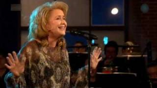 Mathilde Santing  Domino met Metropole Orkest [upl. by Anatole]