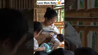 breastfeeding Mom Baby 💕 breastfeeding baby breastmilk cutebaby subscribe trending shorts [upl. by Dyl]