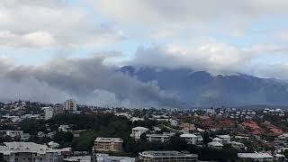 Émeutes en NouvelleCalédonie Nouméa en feu [upl. by Skippy]