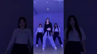 Single ladies Dance💃 singleladies dancechallenge shortsdance kpopdancechallenge [upl. by Feliks]