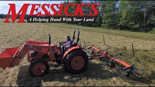 Kubota TE4052T Tedder  Walk Around Hay Day 2017 [upl. by Einneb706]