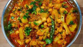 QUICK amp EASY CAULIFLOWER CHICKPEA CURRY VEGAN  Aloo Gobi Chana Masala [upl. by Rez899]