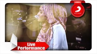 FATIN  Aku Memilih Setia Acoustic Version [upl. by Nehcterg113]