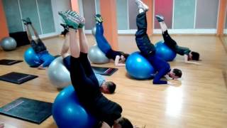 pilates con pelota para un abdomen fuerte [upl. by Juieta]