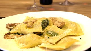 Равиоли с белыми грибами и картофелемPorcini mushroom ravioliRavioli con funghi porcini e patate [upl. by Nwotna]