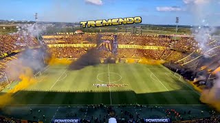 Espectacular recibimiento Peñarol vs Nacional [upl. by Nnylsor]