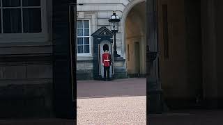 visite du palais royal 4k [upl. by Llessur299]