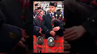 City of Newcastle Pipe Band at remembrance Sunday 2011 scottishbagpipes bagpipes scottishtunes [upl. by Eudoca]