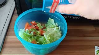 Eisbergsalat  tomatensalat [upl. by Ellehcin]