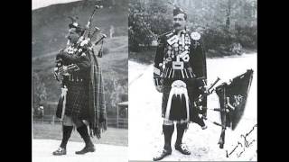 Pipe Major Willie Ross Ghillie Callum sword dance Bagpipes [upl. by Oflodor]