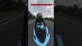 Gsxr 750 top speed run 😱🤯 gsxr750 motorcycle trending r [upl. by Enelcaj]