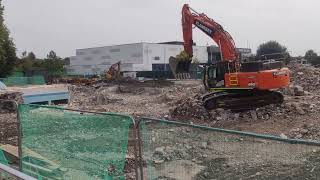 Rivermead Leisure centre Wavepool demolition [upl. by Bentley330]