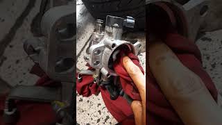 Membersihkan Lubang ISC throttle body Avanza [upl. by Benjamen]