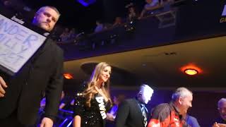 Phil Taylors last ever walkon at the grand slam with Daniella Allfree [upl. by Frierson260]