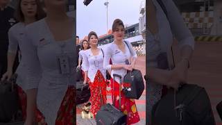 Singapore beautiful airhostess automobile travel airport aviation shorts [upl. by Steere]