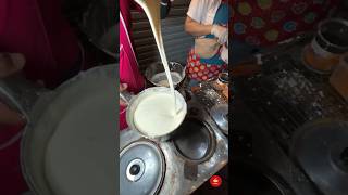 Poormans Pancake Khanom Thangtaēk in A Thai Festival [upl. by Oironoh]