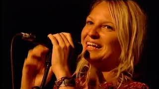 Zero 7  Somersault Featuring Sia  Glastonbury 2004 [upl. by Tesil205]