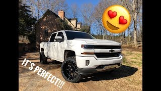 22x12s and 33x1250s on my leveled Silverado [upl. by Anaerb]