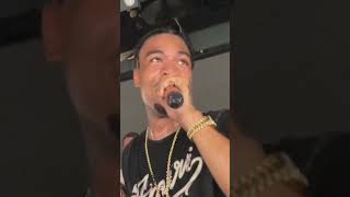 Artie 5ive non intonatissimo si scusa trapitaliana artie5ive concerto autotune fail [upl. by Brag]