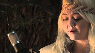 Elle King  quotEasy Pleasing GIrlquot  LEGENDS OF LA LA EXTRAS [upl. by Brynn]