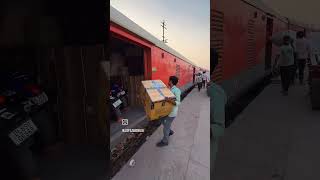 JSFILMSINDIA indianrailways rail highcapacity luggagevanSpeedo loading [upl. by Atiuqiram147]