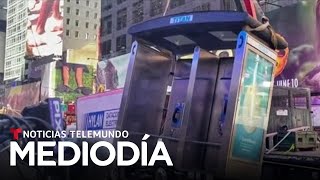 Nueva York le dice adiós a su última cabina telefónica  Noticias Telemundo [upl. by Rose]