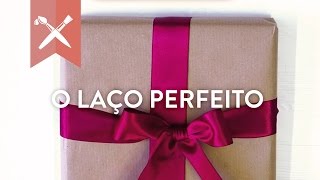 DIY Como Fazer Laço para Presentes  WESTWING [upl. by Maximo]