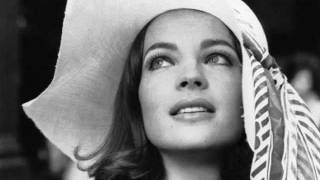 Romy Schneider une étoile dans le ciel Hommage [upl. by Nollat930]