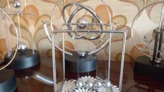 Newtons cradle balls vintage pop art balance science toys [upl. by Andie]