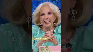 María Belén Ludueña contó a qué hora le escribe Mirtha Legrand por Whatsapp [upl. by Inirt]