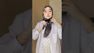 Cara berhijab yang cantik tapi simple menggunakan hijab segiempat hijabstyle [upl. by Irneh]