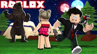 APARECEU UM URSO NO NOSSO ACAMPAMENTO  Roblox  Backpacking [upl. by Esinyl817]