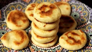 Alias Tips Batbout  Cute Little Moroccan Breads [upl. by Fitts]