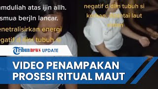 Beredar Video Situasi Ritual Maut di Pantai Payangan Peserta Tak Pakai Baju Bersila di Tepi Pantai [upl. by Oilla468]