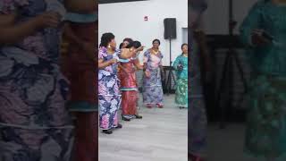 Congolese Wedding Dance Voisin by Madilu System [upl. by Lednic253]