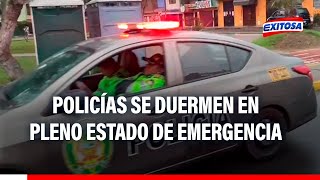 🔴🔵¡En pleno estado de emergencia Captan a policías durmiendo en patrullero en San Martín de Porres [upl. by Neliak]