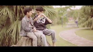 THE MUHIBBAIN ft LAH AHMAD Cukuplah Bagiku Official Music Video [upl. by Etnaled]