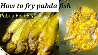 How To Prevent Oil Splattering While Frying River Fish marinated Only With Salt And Turmeric Pd [upl. by Ahsaek335]