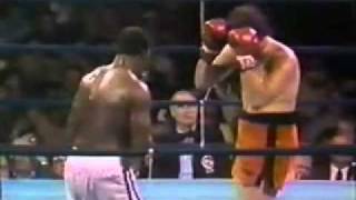 Larry Holmes vs Tex Cobb  44 [upl. by Stannfield]