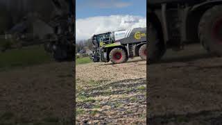 Claas Xerion 4200 Saddle Trac [upl. by Dennard]