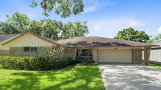 1638 Seagate Ln Houston Tx 77062 [upl. by Dewain]