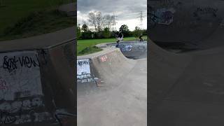 Clifton skatepark clip bmx bikelife bmxpark bmxtricks skatepark youtubeshorts subscribe mtb [upl. by Yerg]